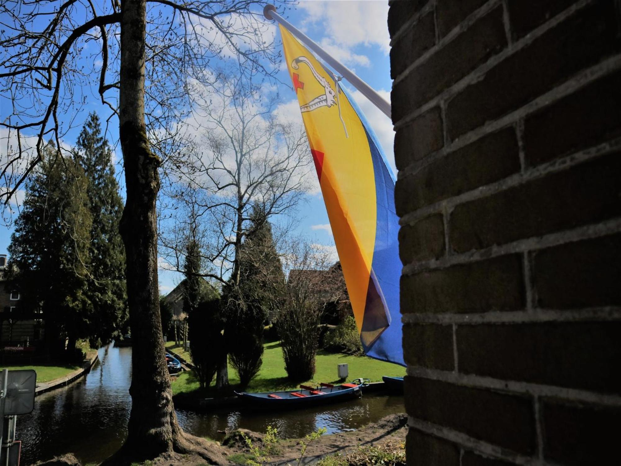 Lodge In Giethoorn With Breakfast Buitenkant foto